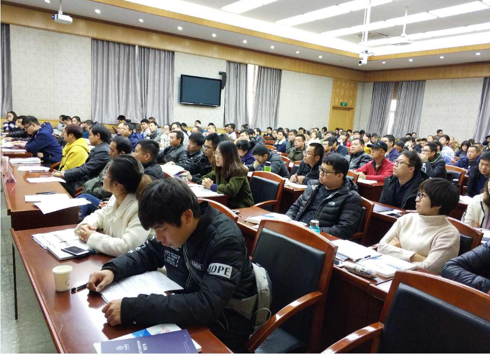 2018年二級(jí)建造師考試1.png